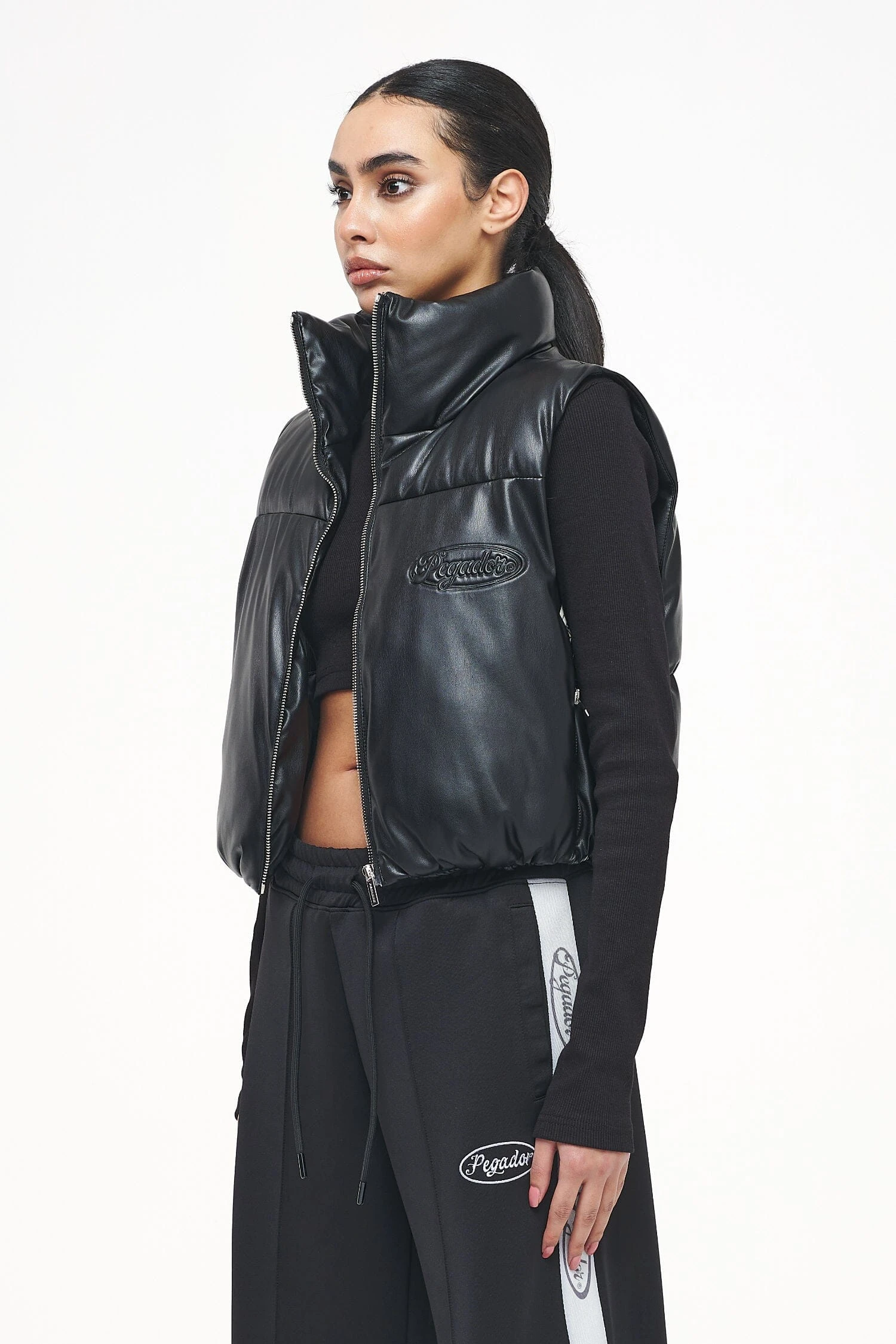 Zito Cropped Faux Leather Vest Black - Image 3