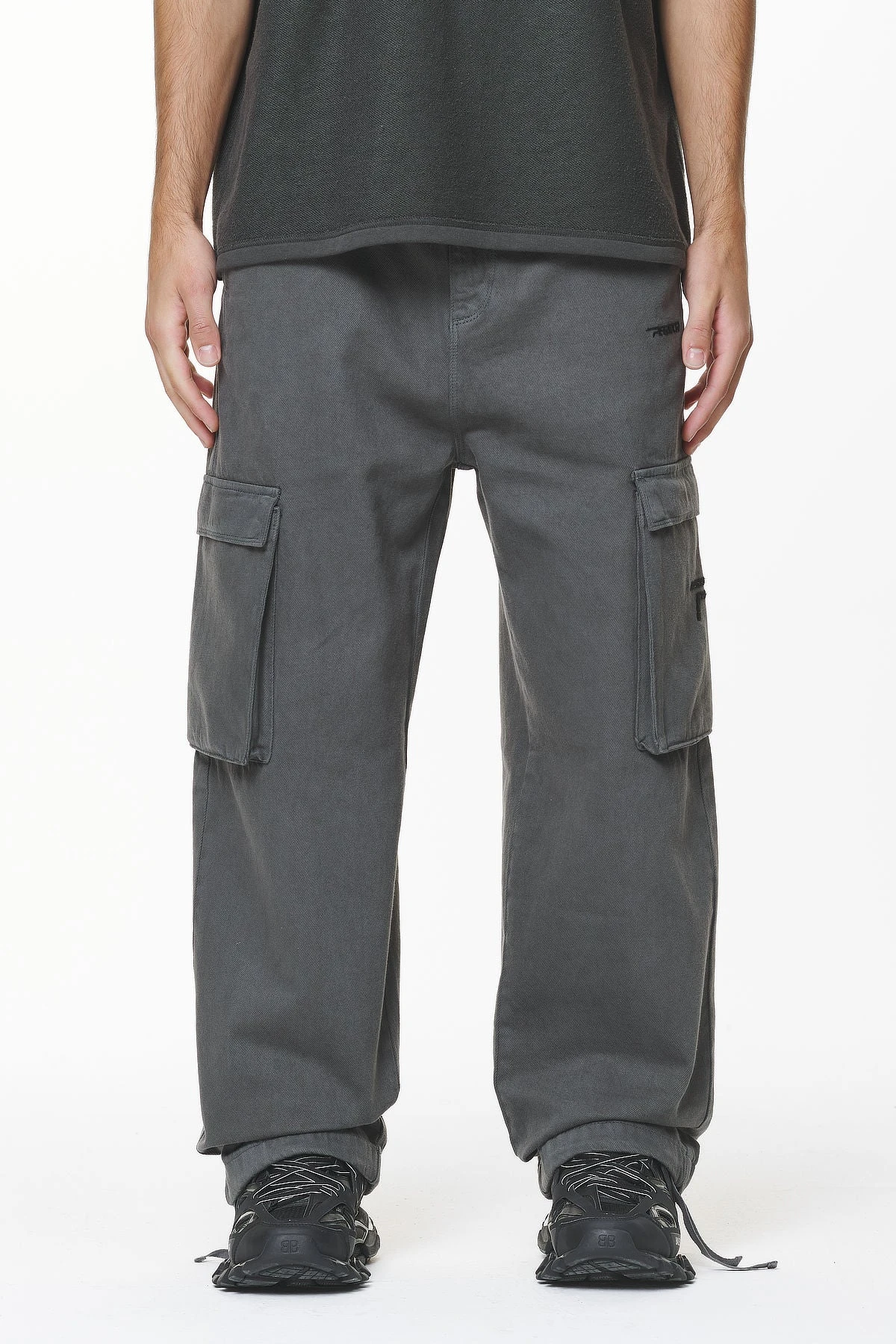 Paden Wide Cargo Pants Volcano Grey - Image 4